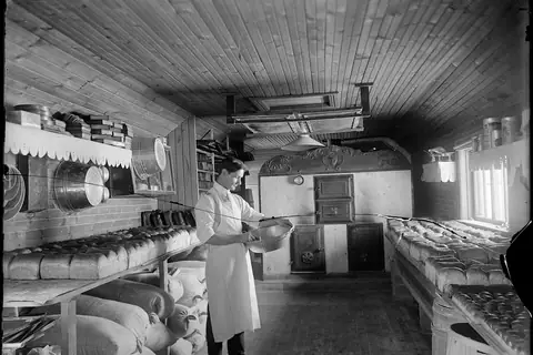 The Gingerbread Man Bakery photo 3